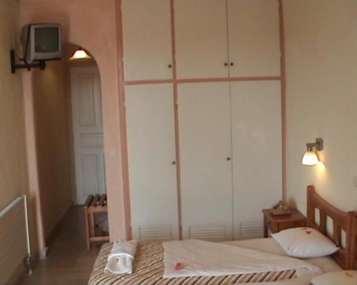 Hotel Alkionis Moraitika Quarto foto
