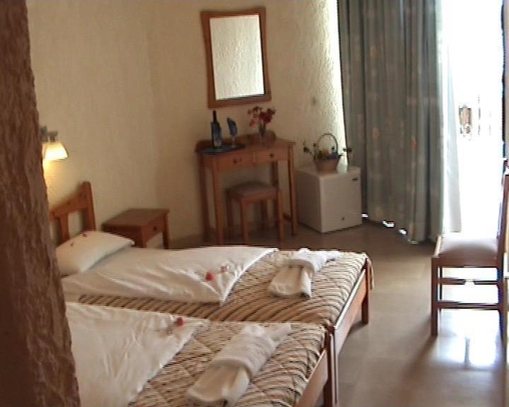 Hotel Alkionis Moraitika Quarto foto